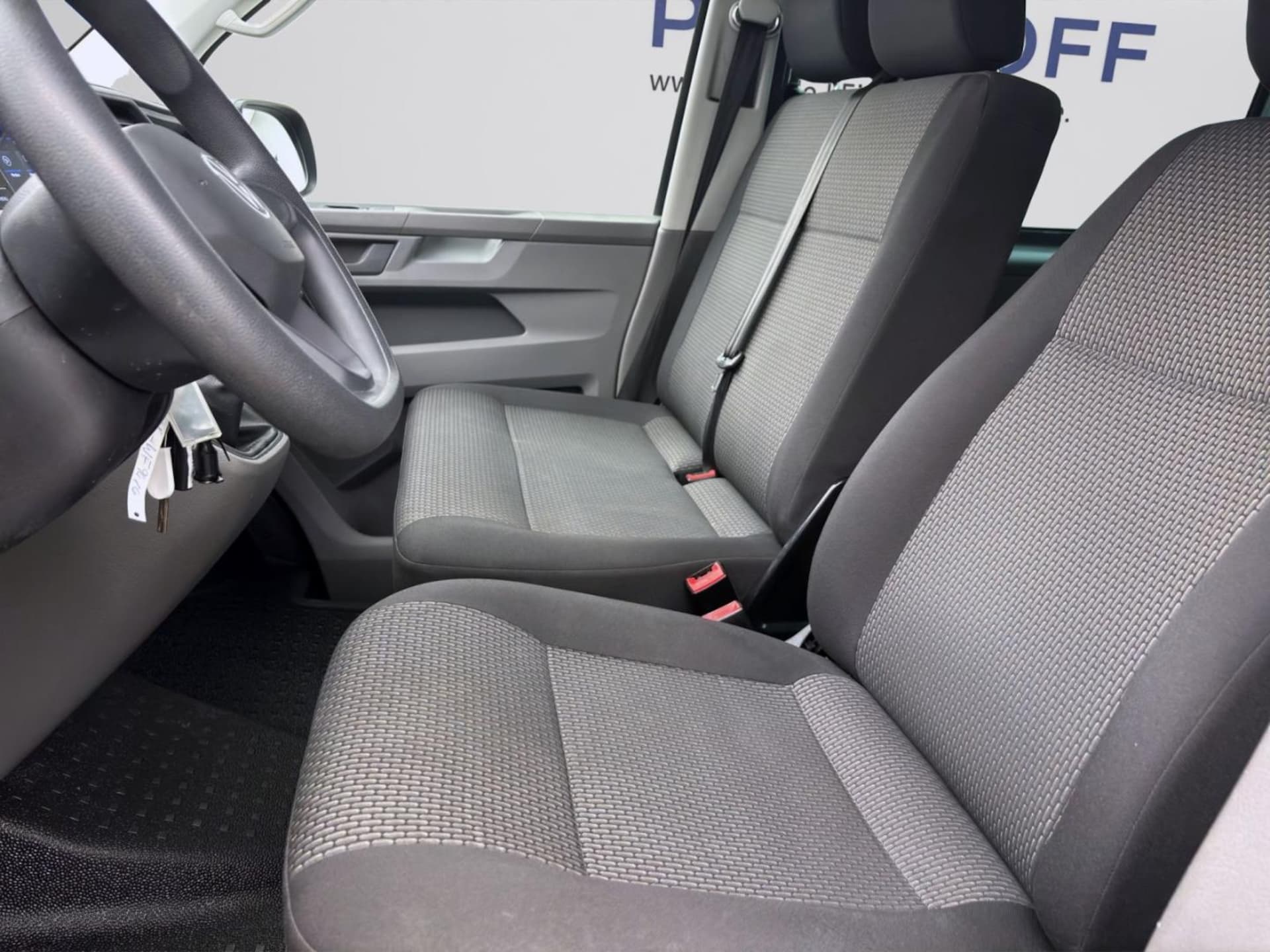 Volkswagen T6.1 Transporter Kombi kurzer Radstand