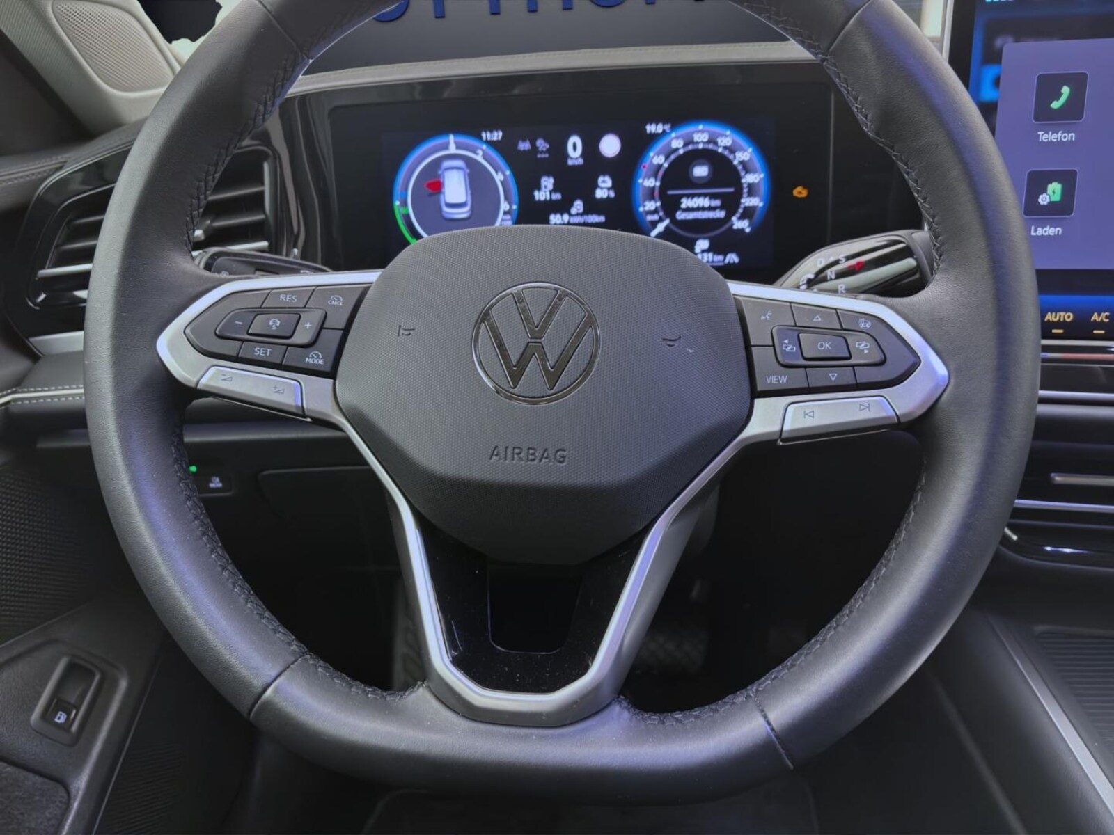 Volkswagen Passat – Bild 13
