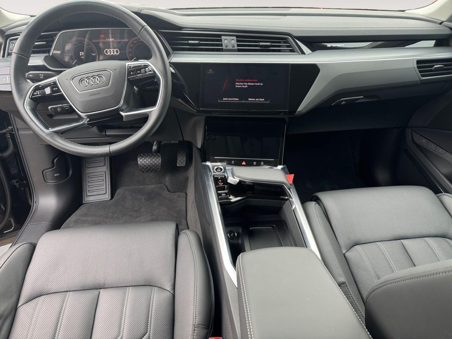 Image about Audi Q8 Sportback e-tron advanced 55 e-tron quattro