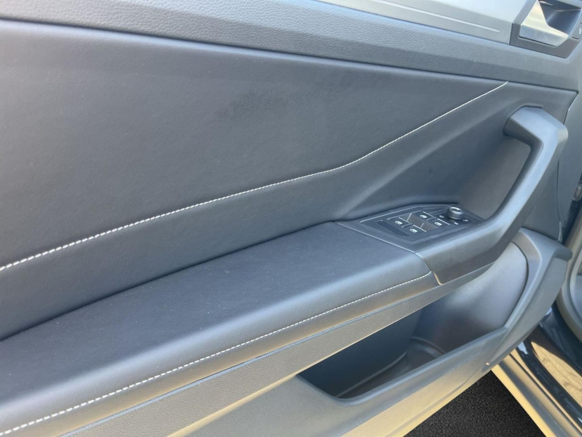 Volkswagen T-Roc Cabriolet Style