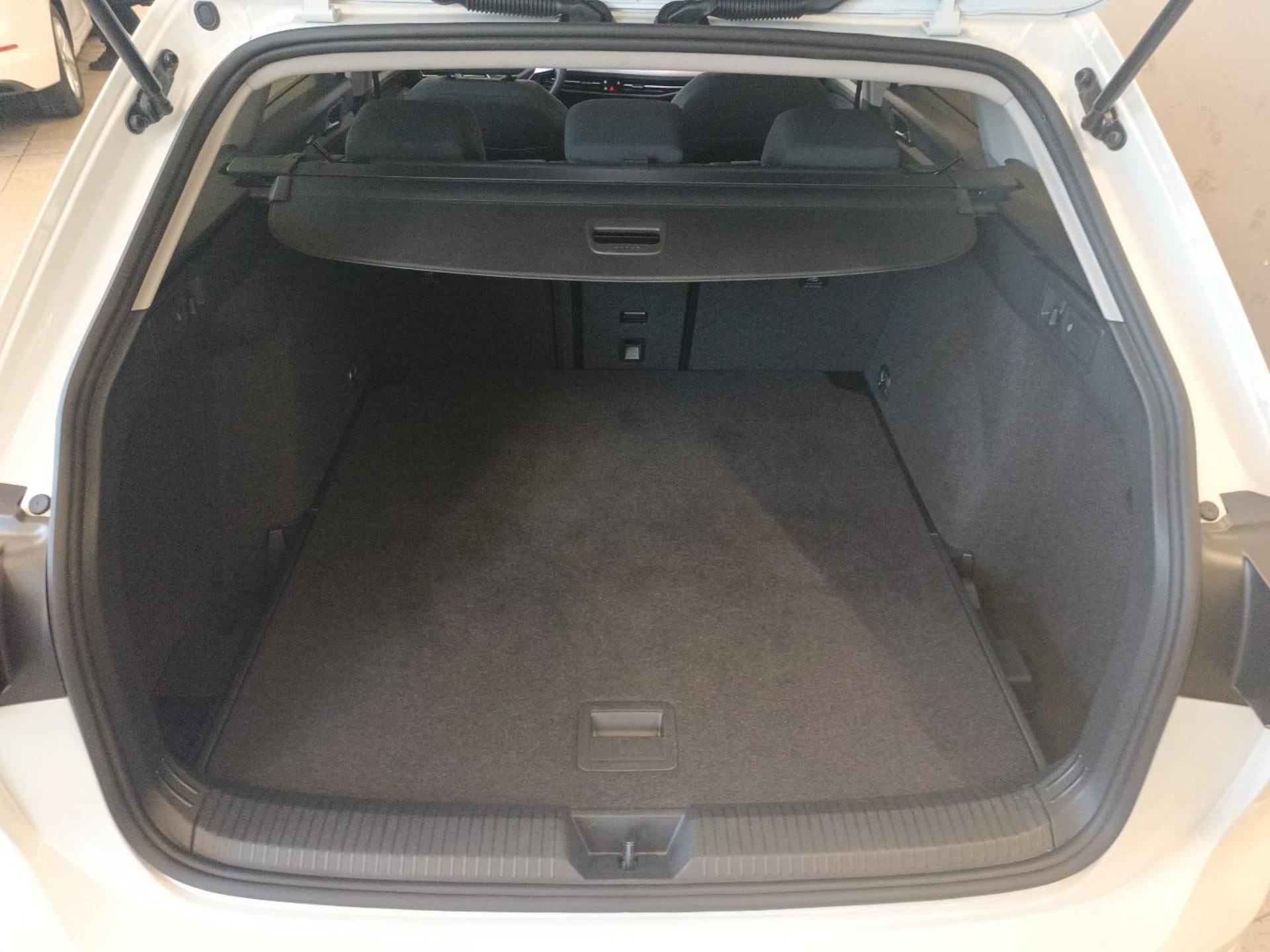 Volkswagen Golf Variant Life