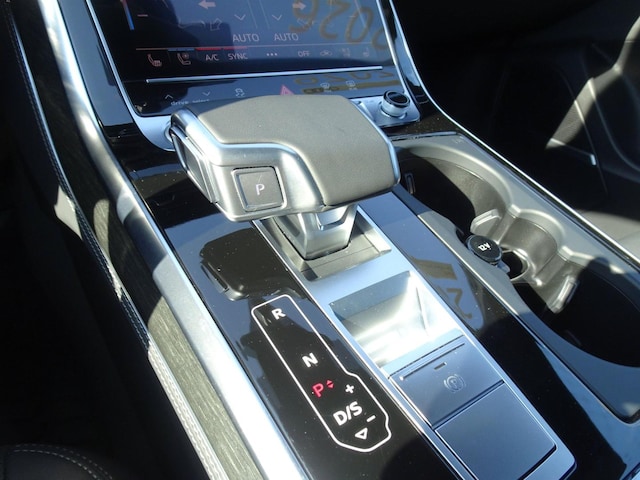 2026 Audi Q8 Premium Plus - Photo 13