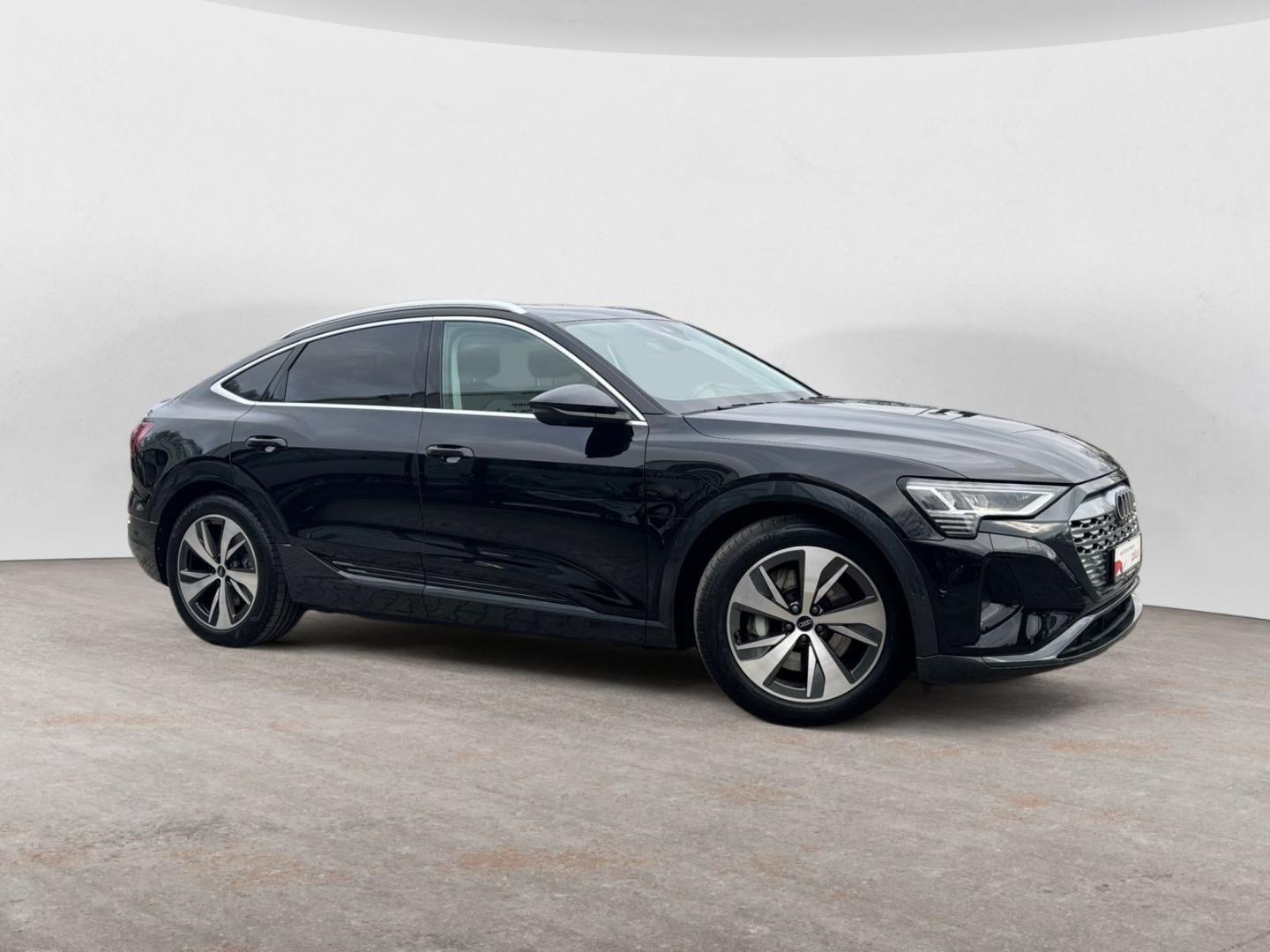 Image about Audi Q8 Sportback e-tron advanced 55 e-tron quattro