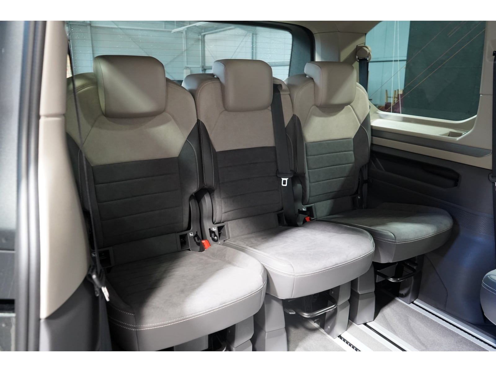 Volkswagen Multivan – Bild 11