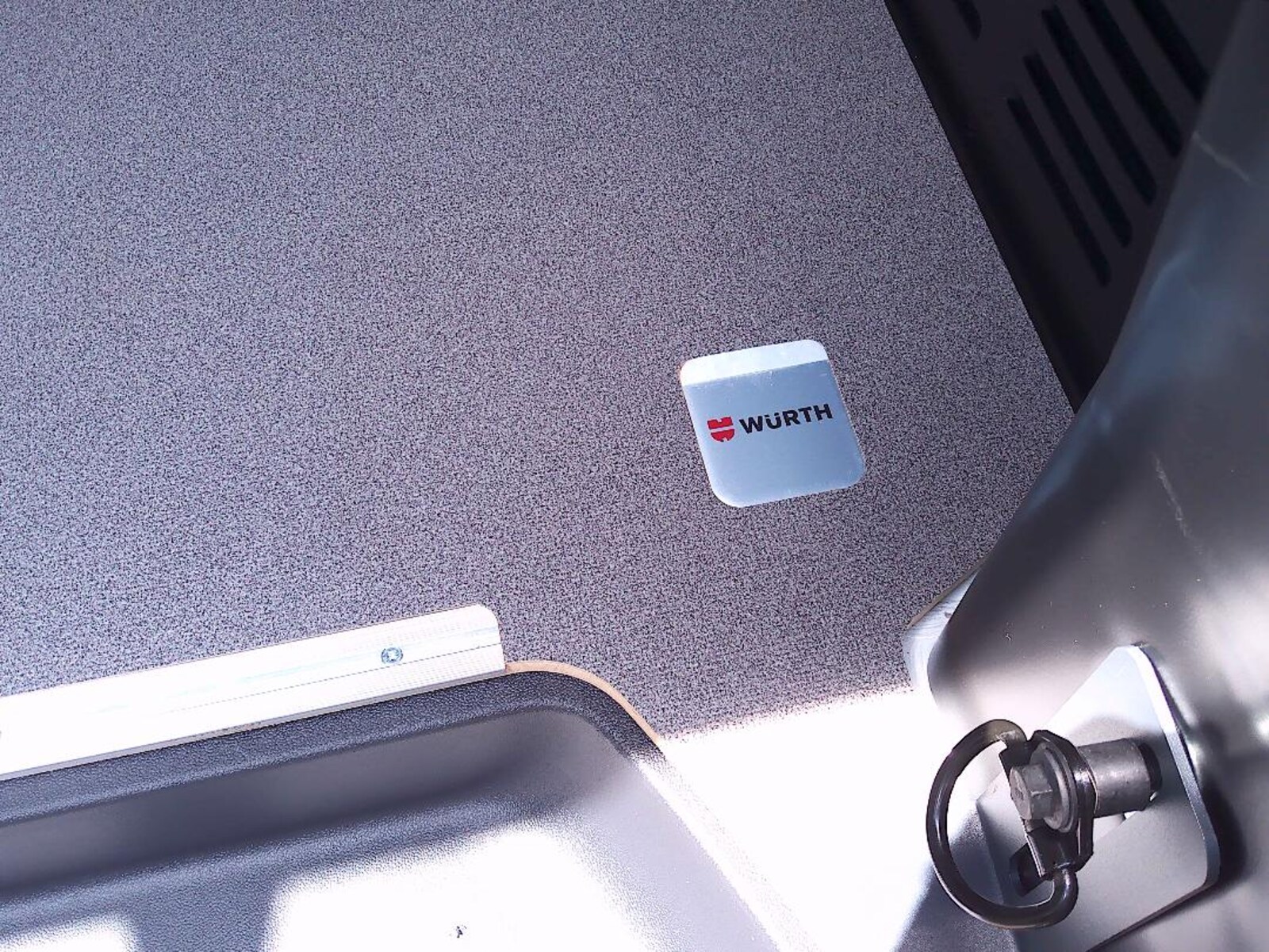 Volkswagen Transporter Kasten kurzer Radstand – Bild 14