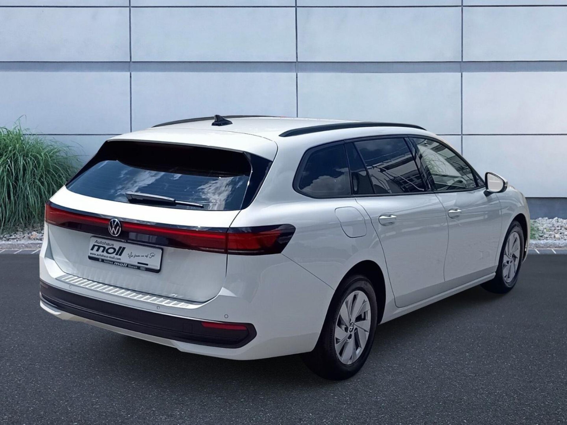 Volkswagen Passat Basis-Modell