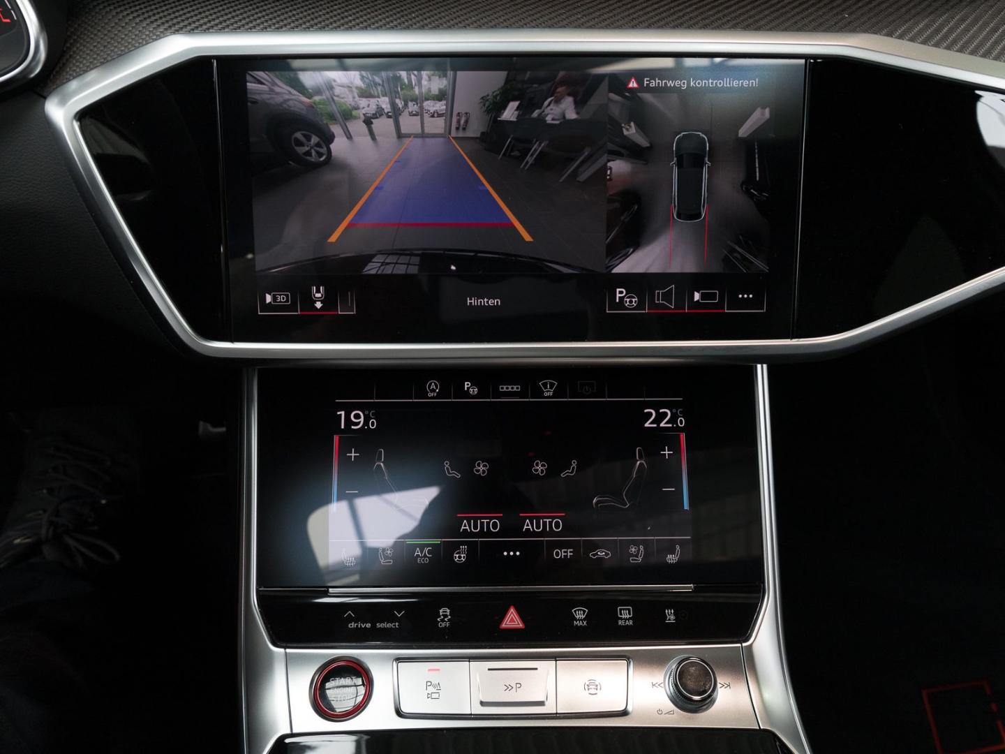 Image about Audi RS 6 Avant performance quattro tiptronic