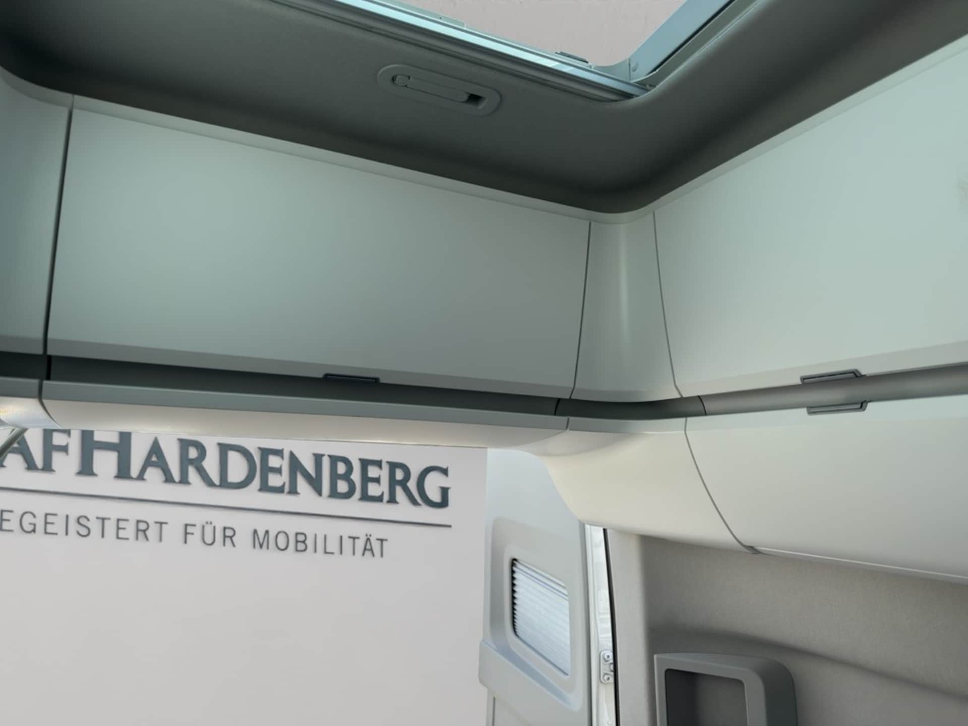 Volkswagen Grand California 600