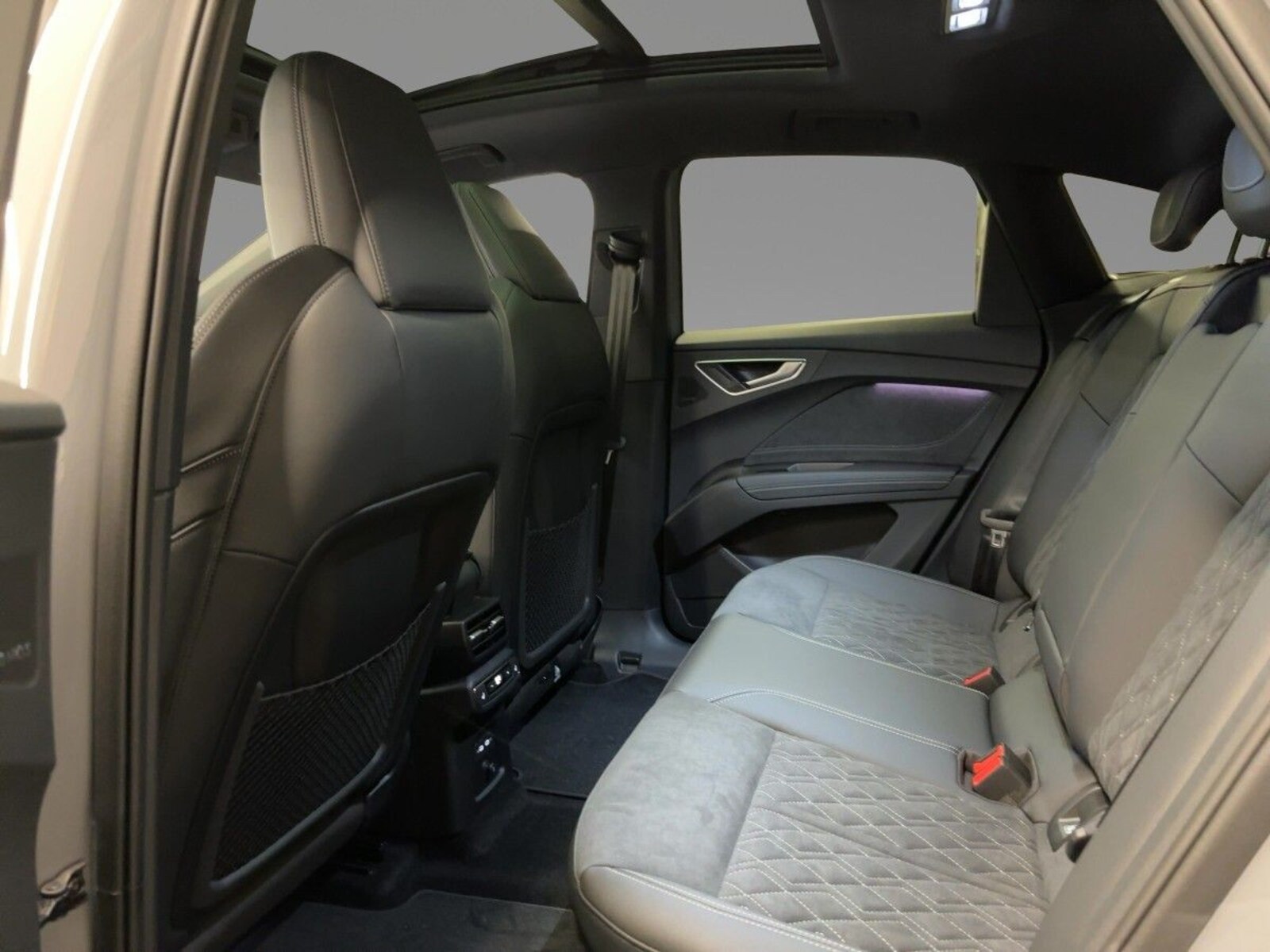 Audi Q4 Sportback e-tron – Bild 10