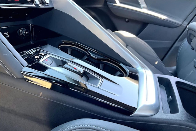 2025 Audi Q5 Premium Plus - Photo 17