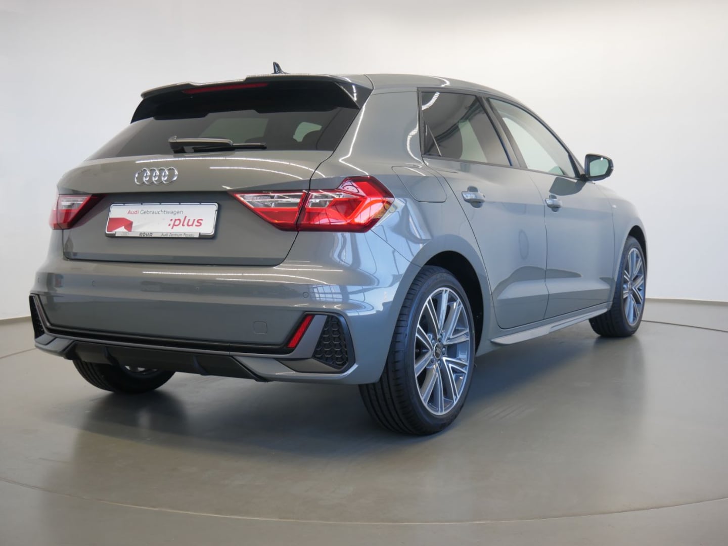 Bild über Audi A1 Sportback S line 25 TFSI S tronic - für weitere Informationen kontaktieren Sie den Audi Partner