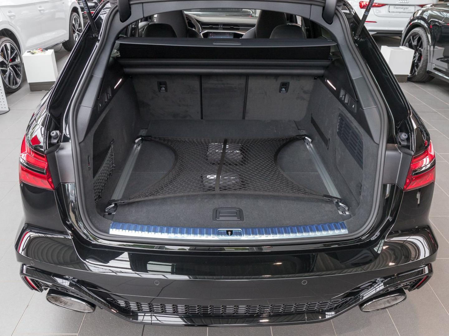 Image about Audi RS 6 Avant performance quattro tiptronic