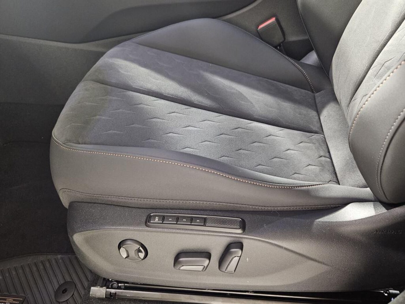 CUPRA Terramar 1.5 eTSI Beyond DSG 110 kW (150 CV) — photo 19