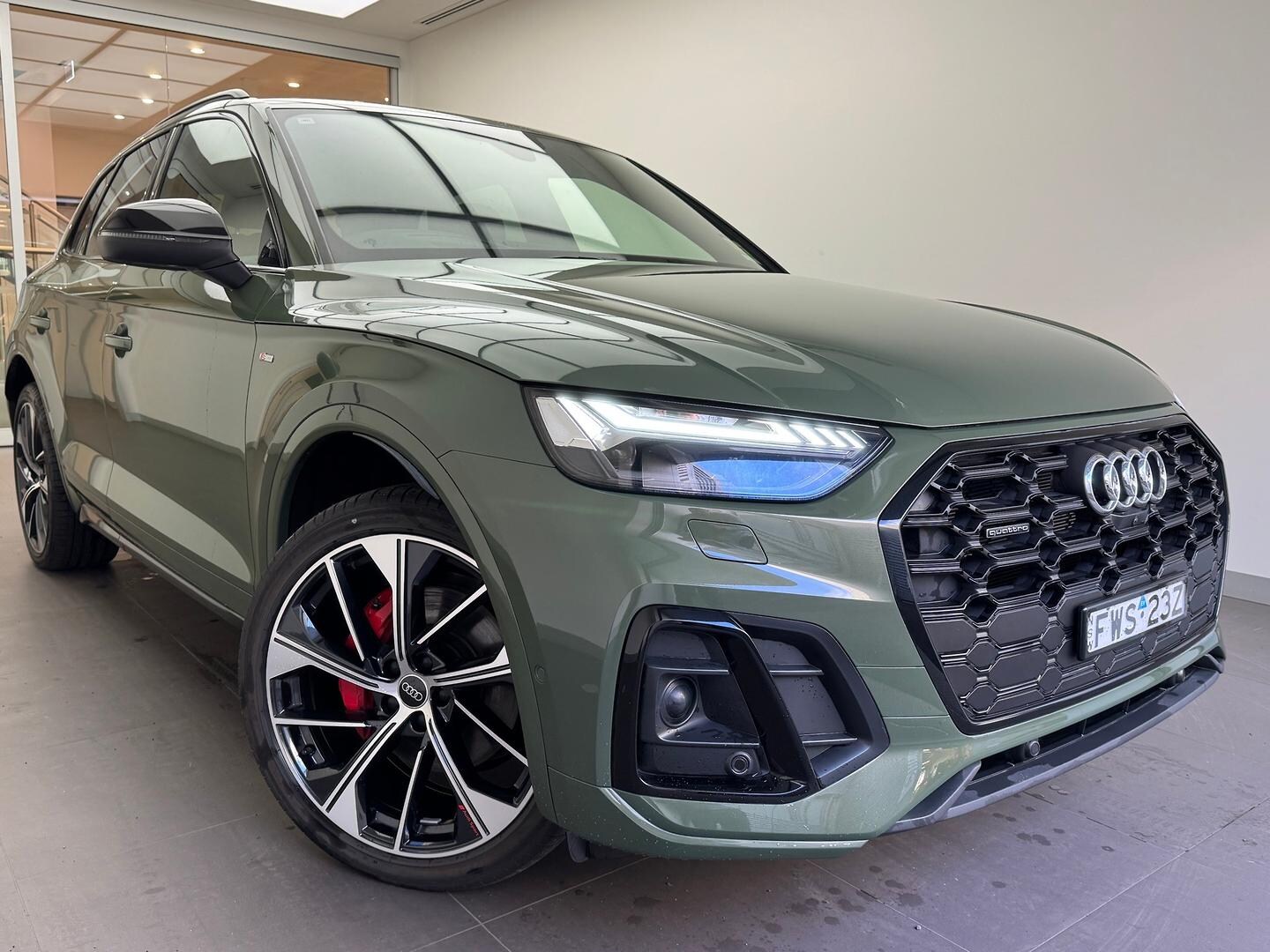 Image about Audi Q5 TFSI e S line 55 TFSI e quattro S tronic