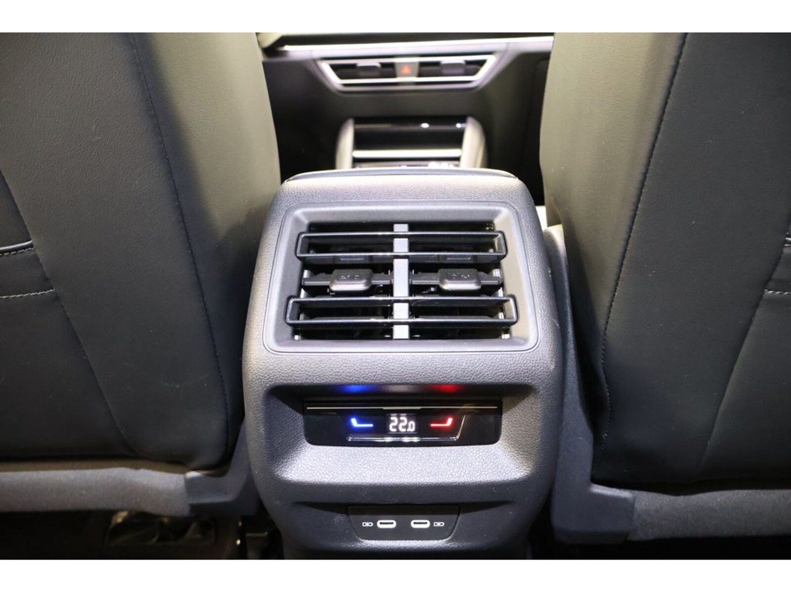 Volkswagen Tiguan – Bild 17