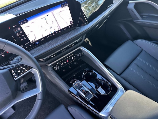 2025 Audi Q5 Premium Plus - Photo 23