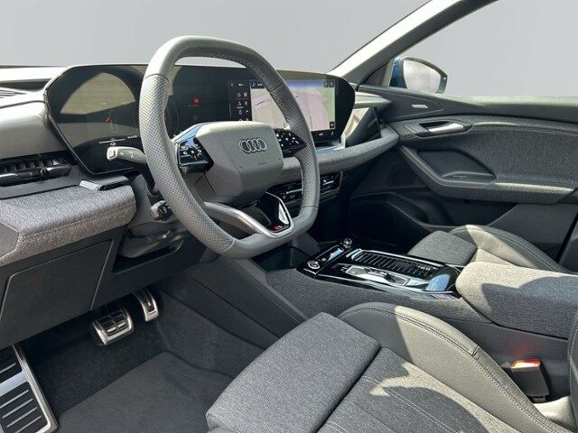Image about Audi Q6 SUV e-tron e-tron