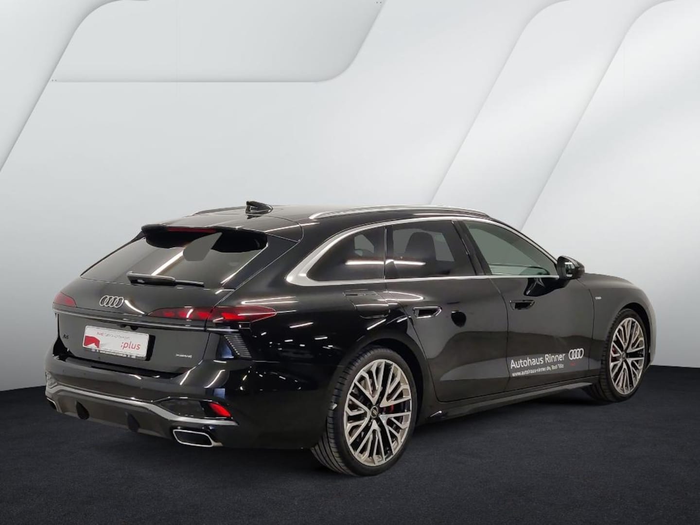Bild über Audi A6 Avant TFSI quattro 270 kW S tronic - für weitere Informationen kontaktieren Sie den Audi Partner