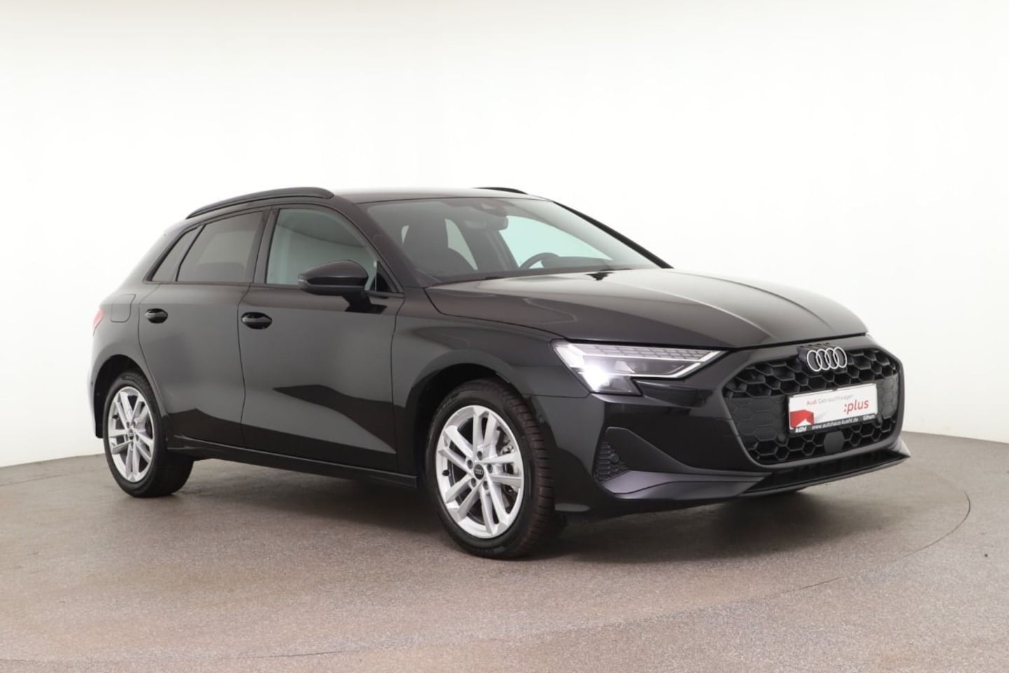 Bild über Audi A3 Sportback 35 TDI S tronic - für weitere Informationen kontaktieren Sie den Audi Partner