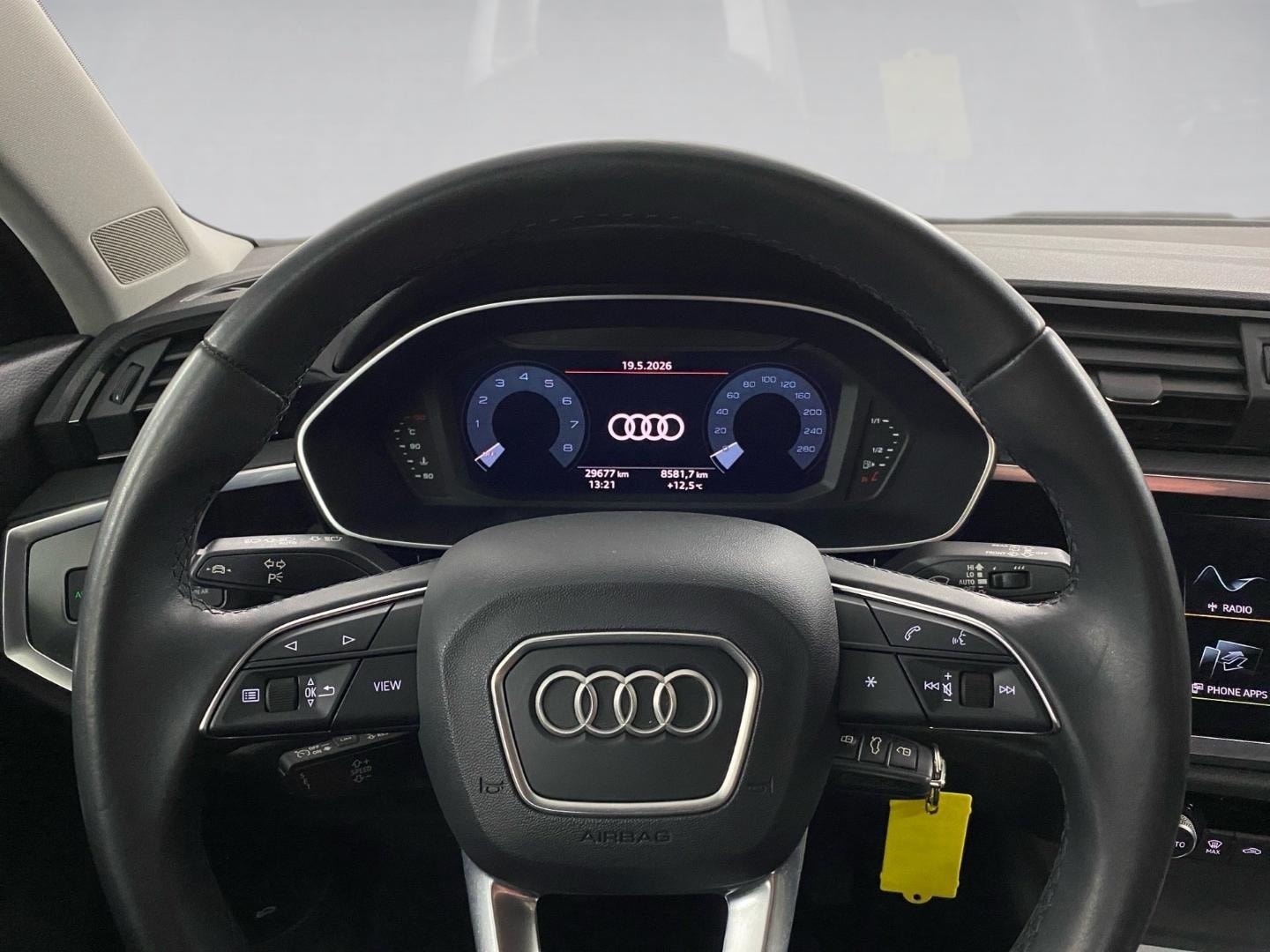 Bild über Audi Q3 S line 35 TFSI Schaltgetriebe - für weitere Informationen kontaktieren Sie den Audi Partner