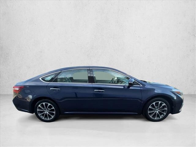 2016 Toyota Avalon