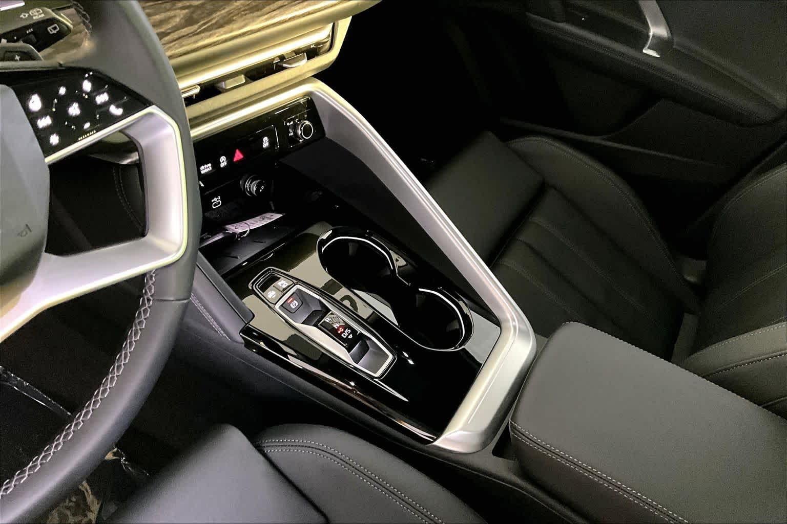 2025 Audi Q5 Premium Plus - Photo 17