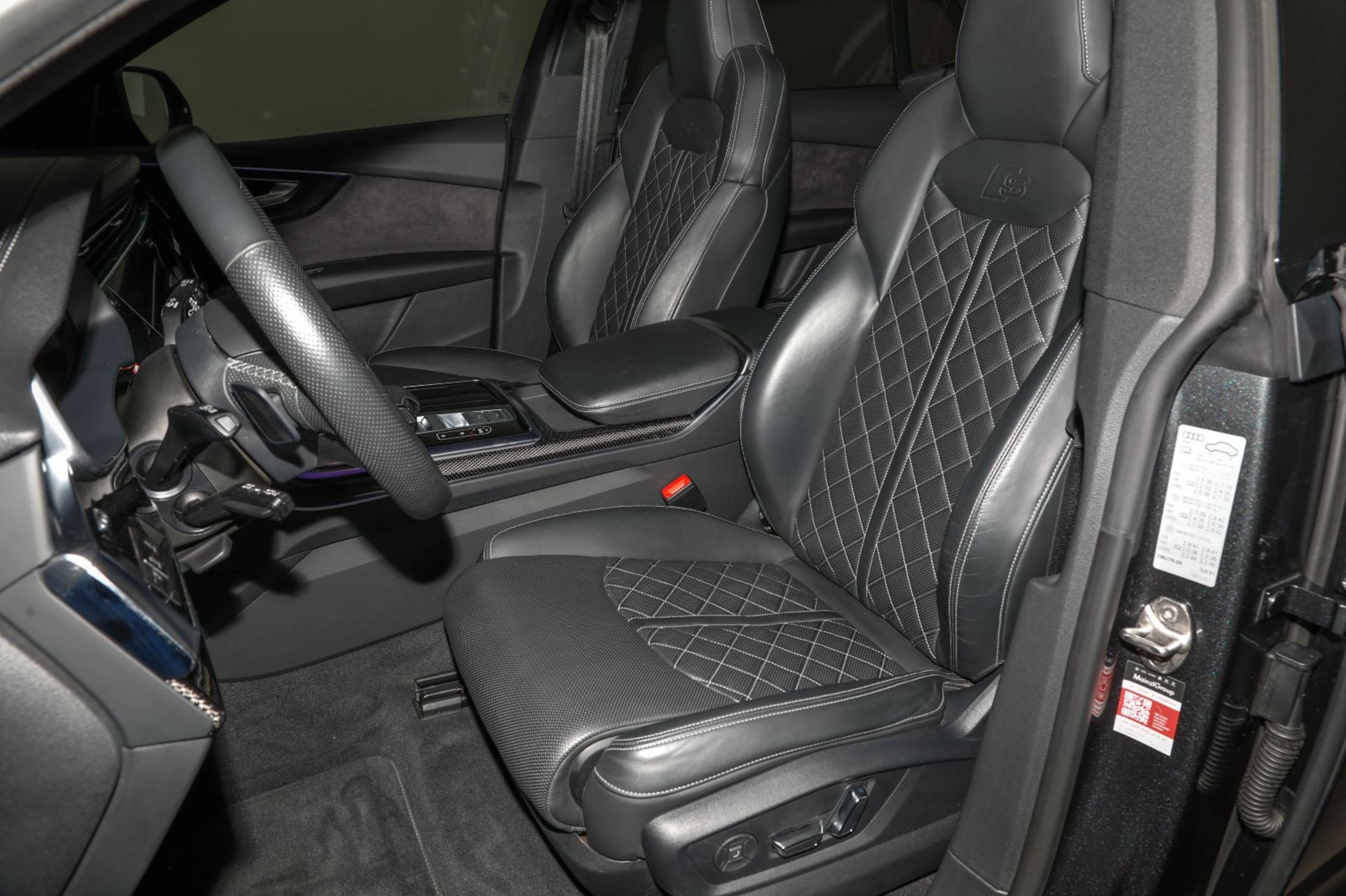 Audi SQ8 SUV