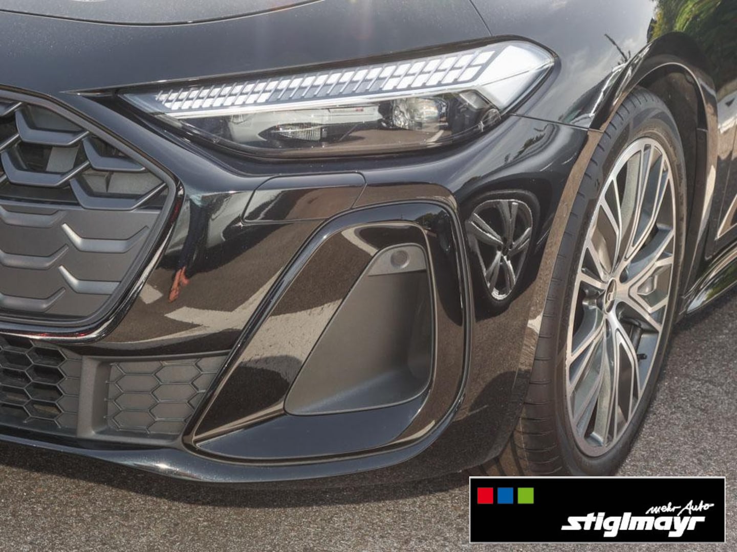 Bild über Audi A5 Avant TFSI quattro S tronic - für weitere Informationen kontaktieren Sie den Audi Partner