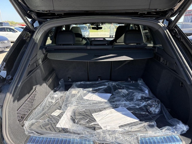 2026 Audi SQ5 Premium Plus - Photo 26