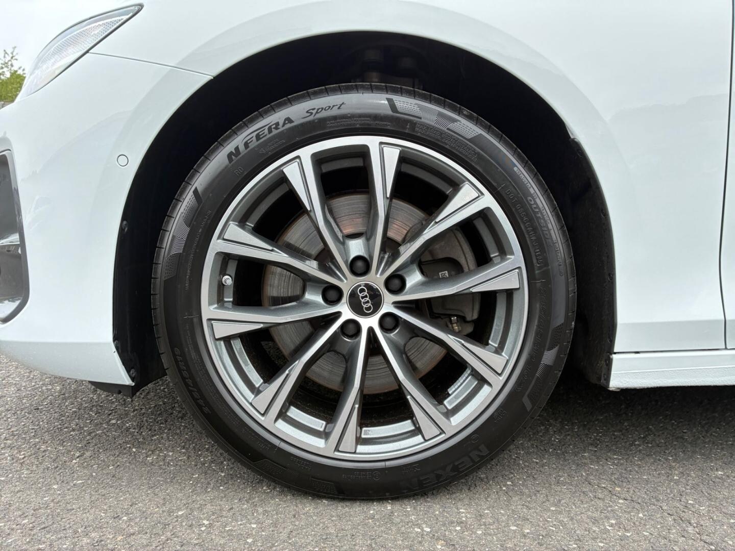 Bild über Audi A6 Avant TDI quattro 150 kW S tronic - für weitere Informationen kontaktieren Sie den Audi Partner