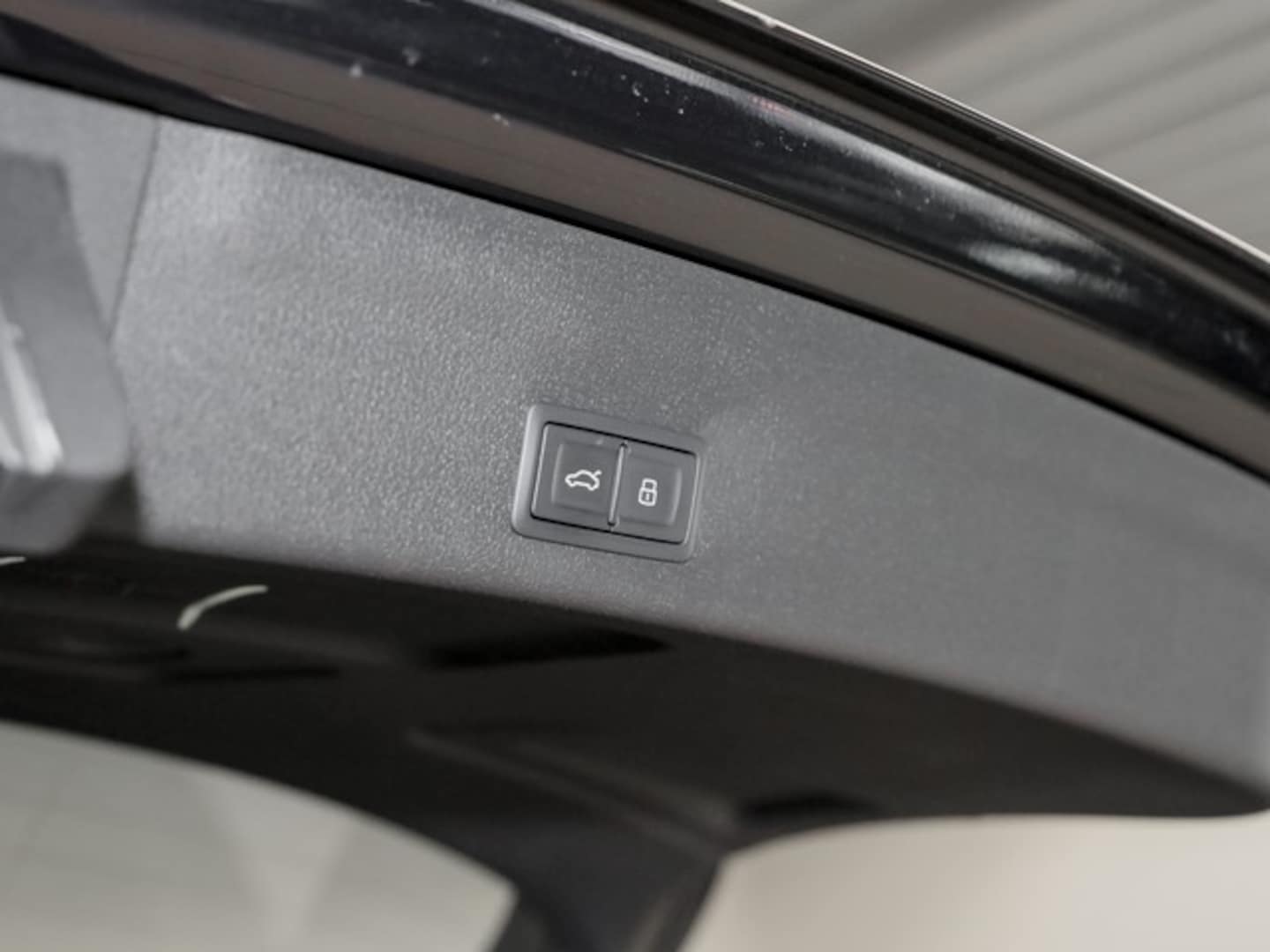 Bild über Audi A6 Avant TFSI e advanced 50 TFSI e quattro S tronic - für weitere Informationen kontaktieren Sie den Audi Partner