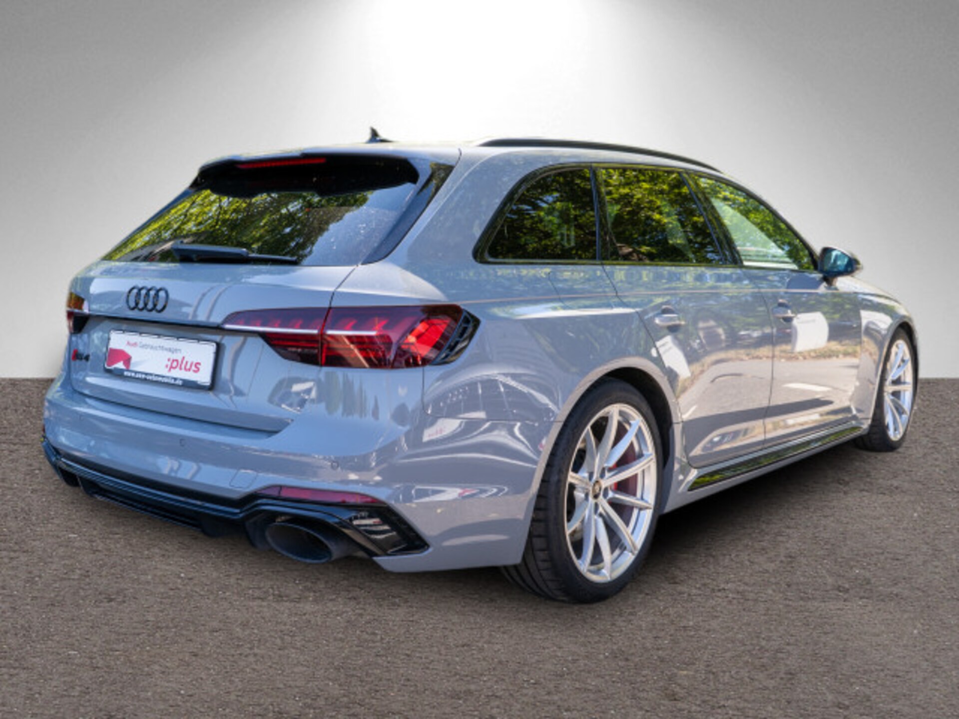 Audi RS 4 Avant