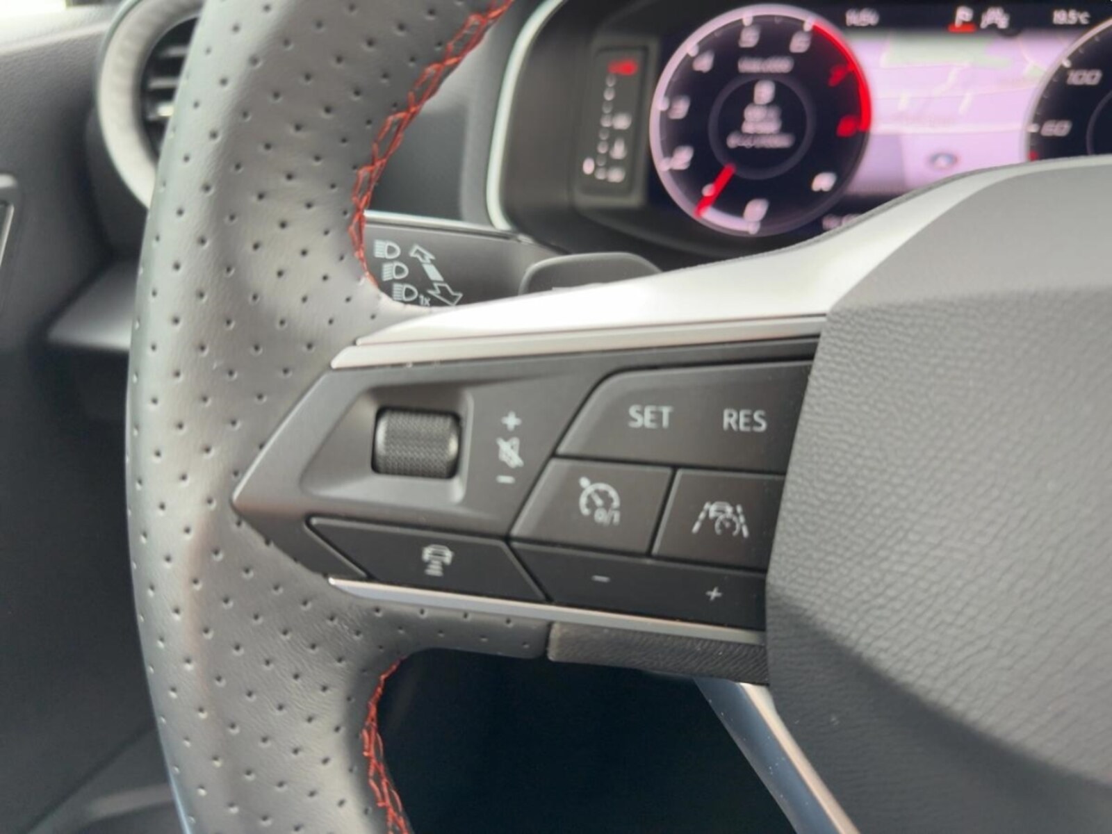 SEAT Arona – Bild 13