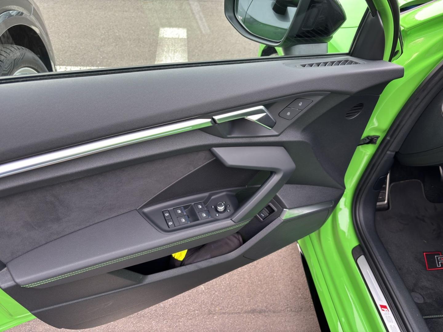 Image about Audi RS 3 Limousine TFSI quattro S tronic
