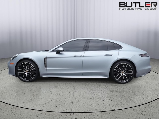 2023 Porsche Panamera