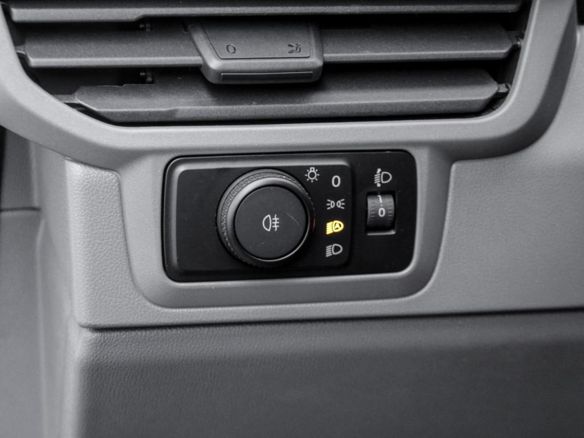 Volkswagen Transporter Kasten langer Radstand