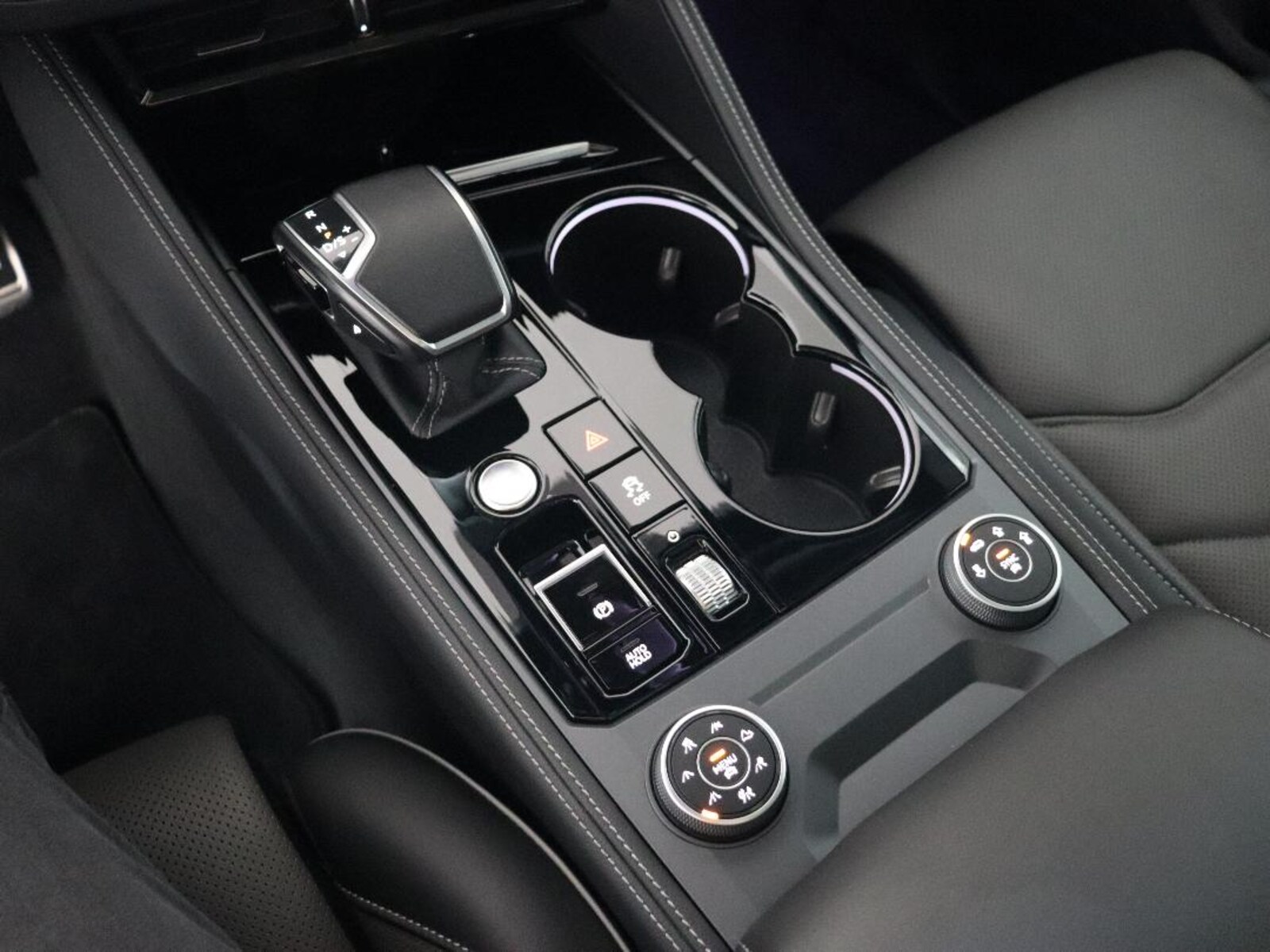 Volkswagen Touareg – Bild 19