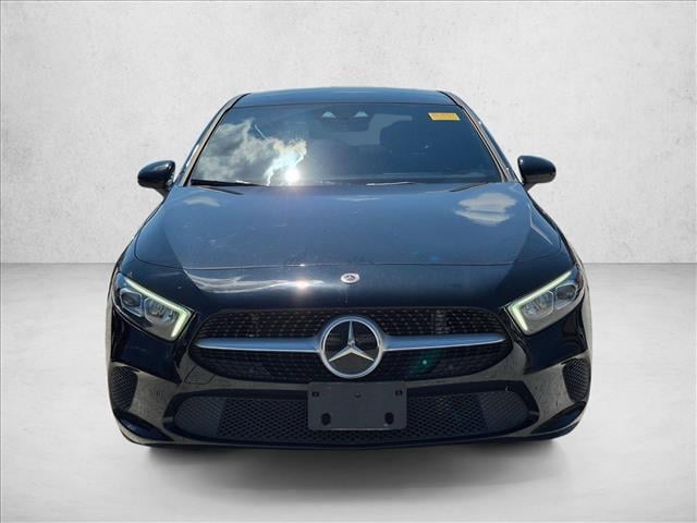 2022 Mercedes-Benz A 220