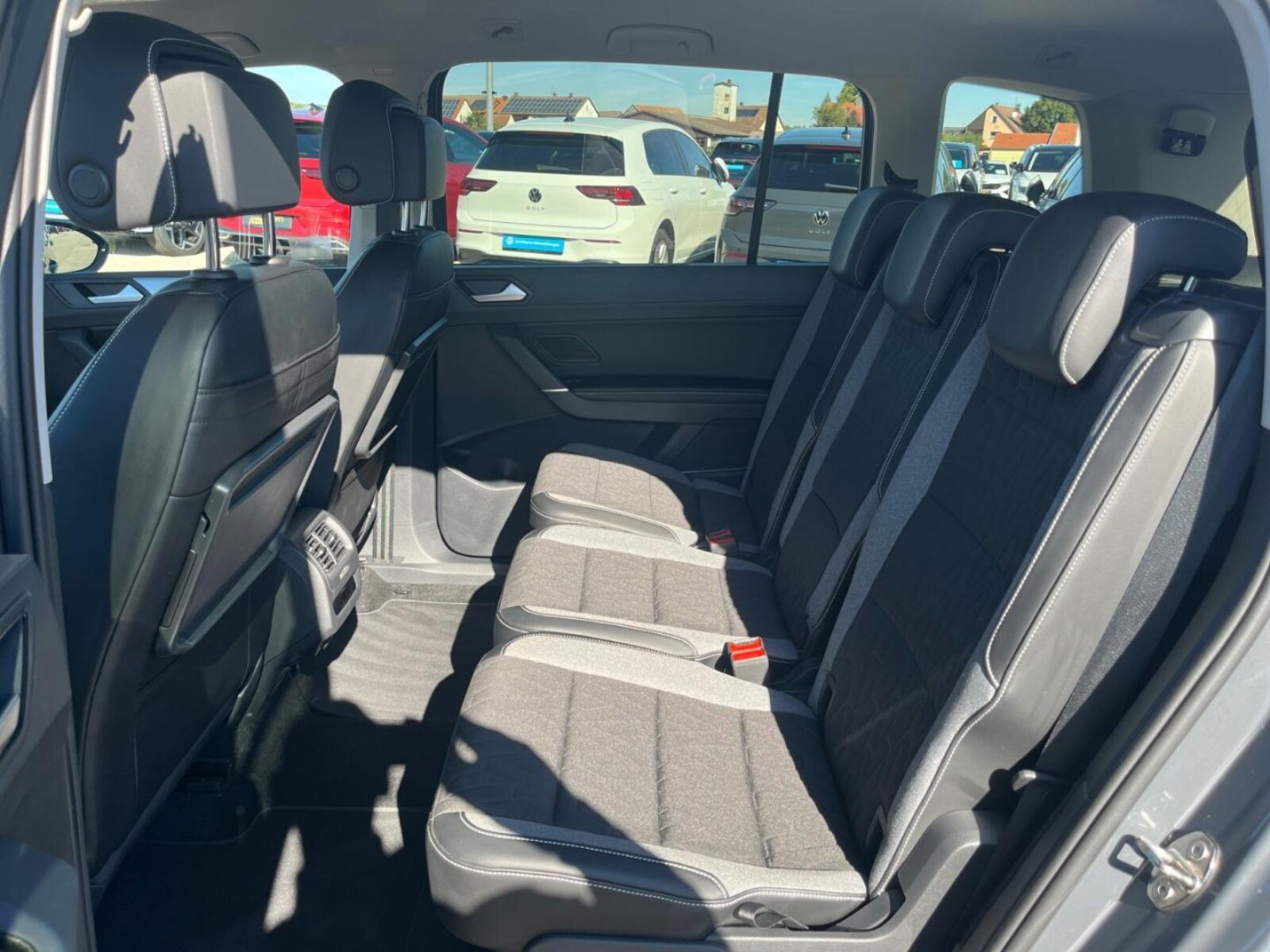 Volkswagen Touran – Bild 14