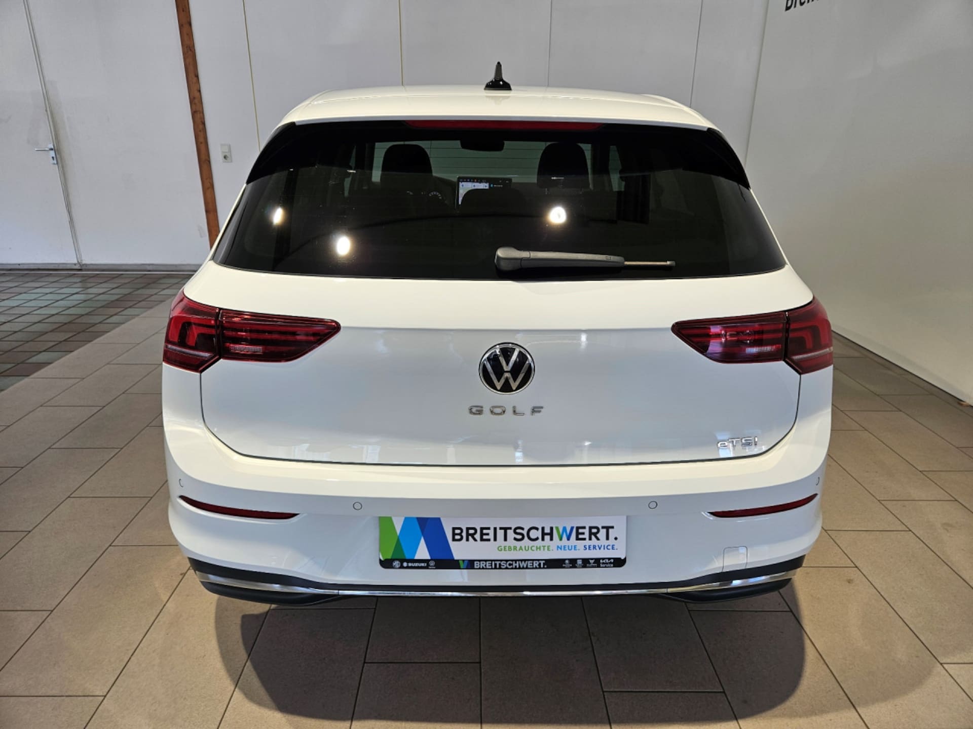 Volkswagen Golf Life