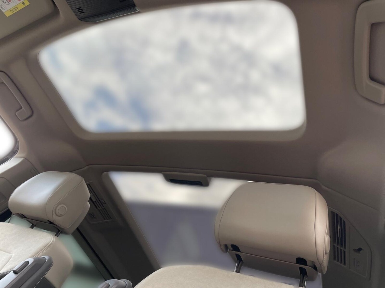 Volkswagen Multivan – Bild 15