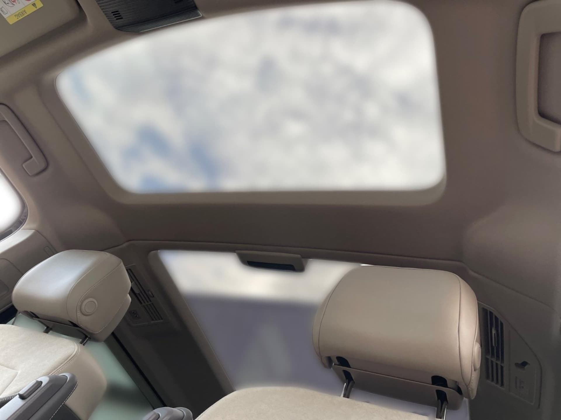 Volkswagen Multivan Style