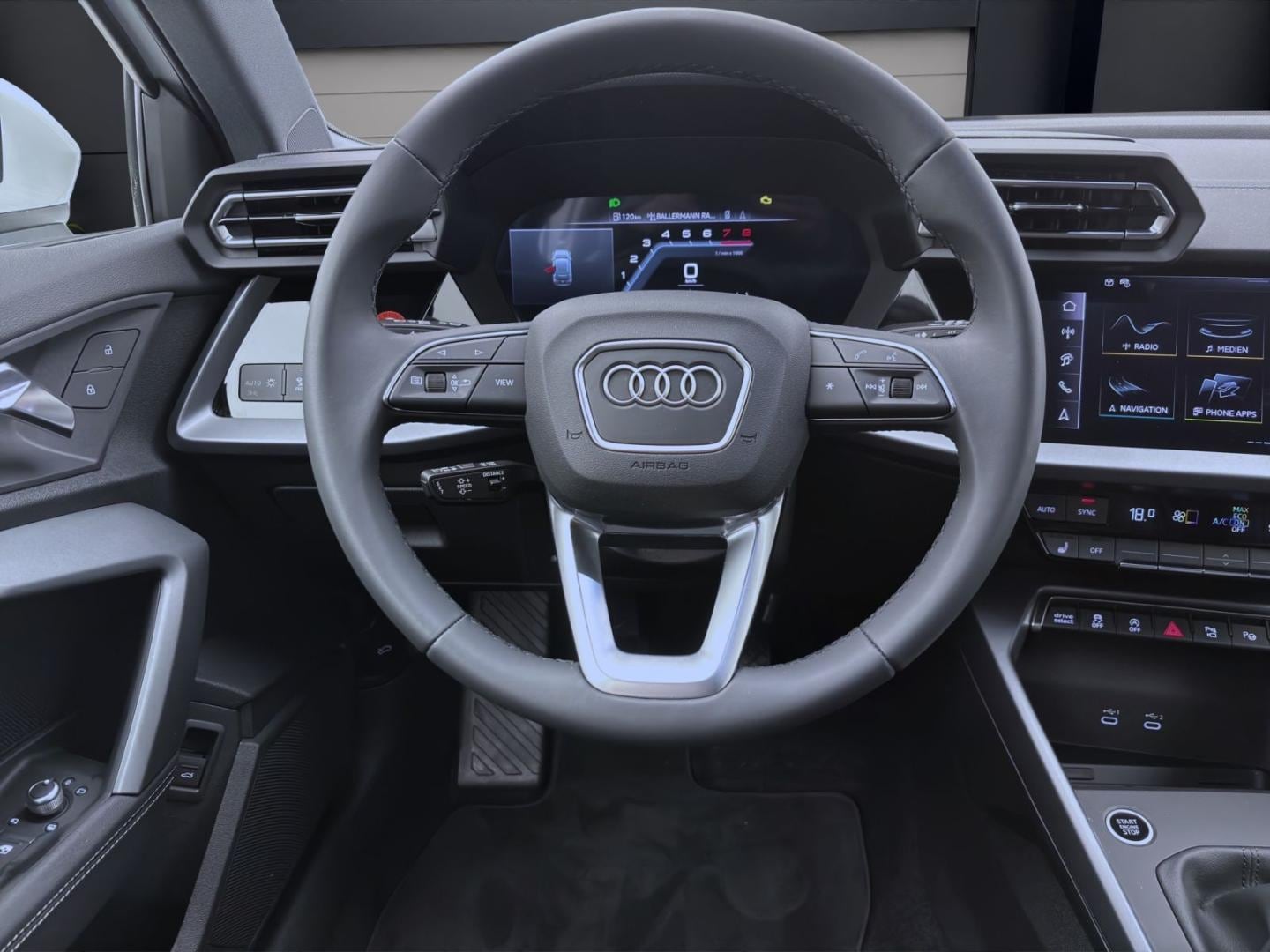 Bild über Audi A3 Sportback TFSI Schaltgetriebe - für weitere Informationen kontaktieren Sie den Audi Partner
