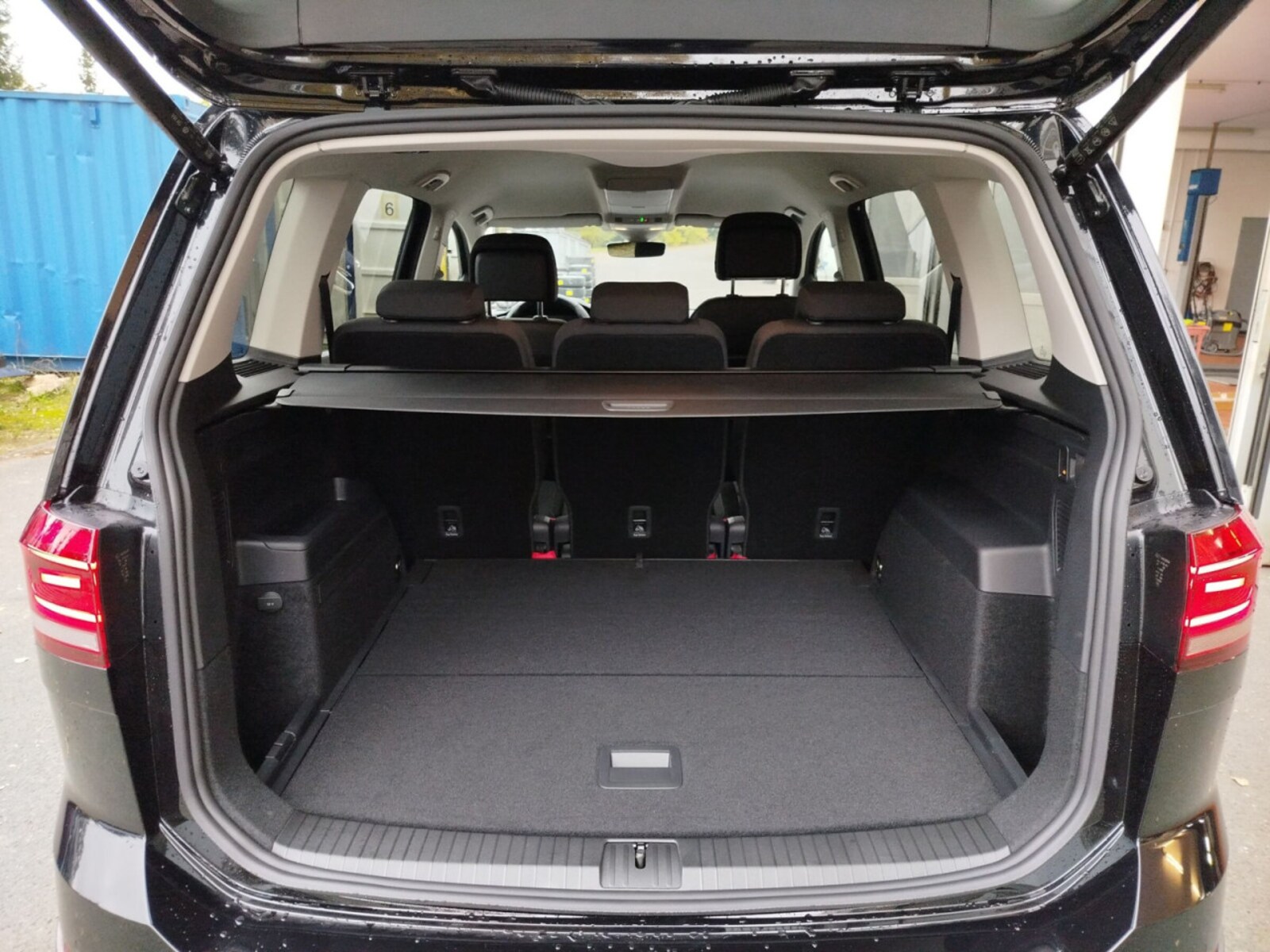 Volkswagen Touran – Bild 15