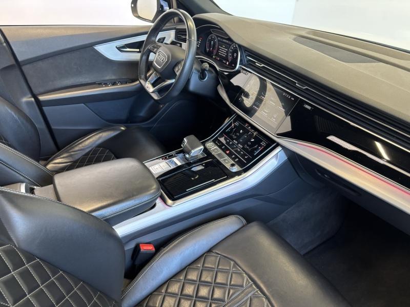 Image about Audi Q8 S line 50 TDI quattro 210 kW (286 ch) tiptronic