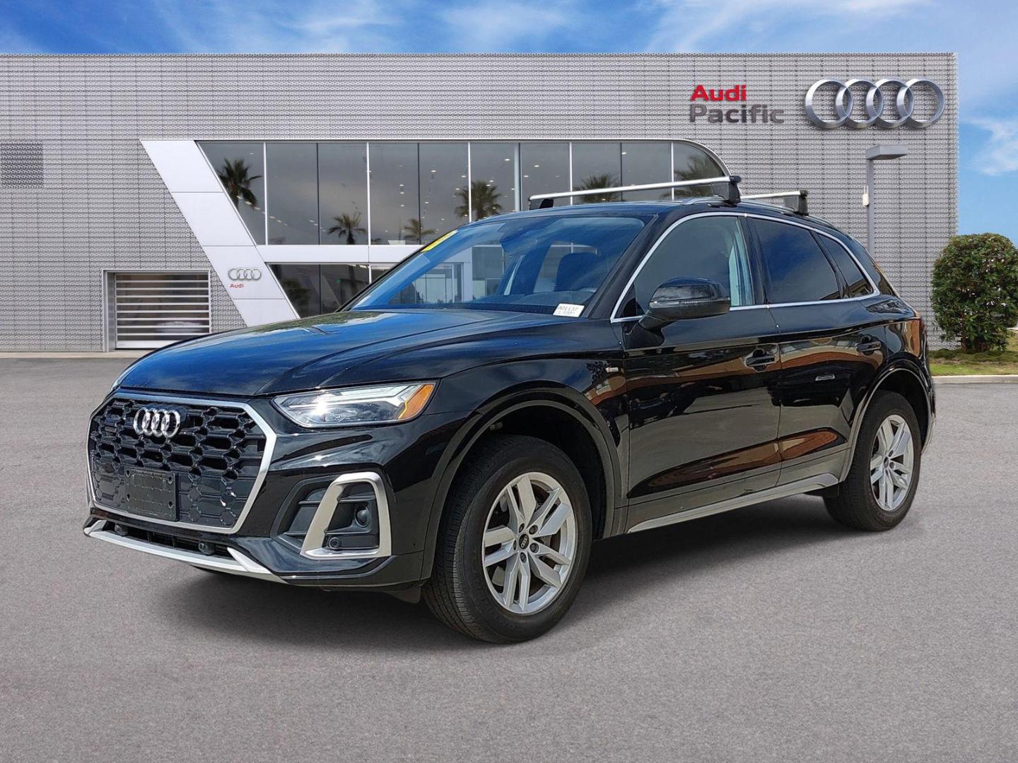 2024 Audi Q5 45 Premium's photo