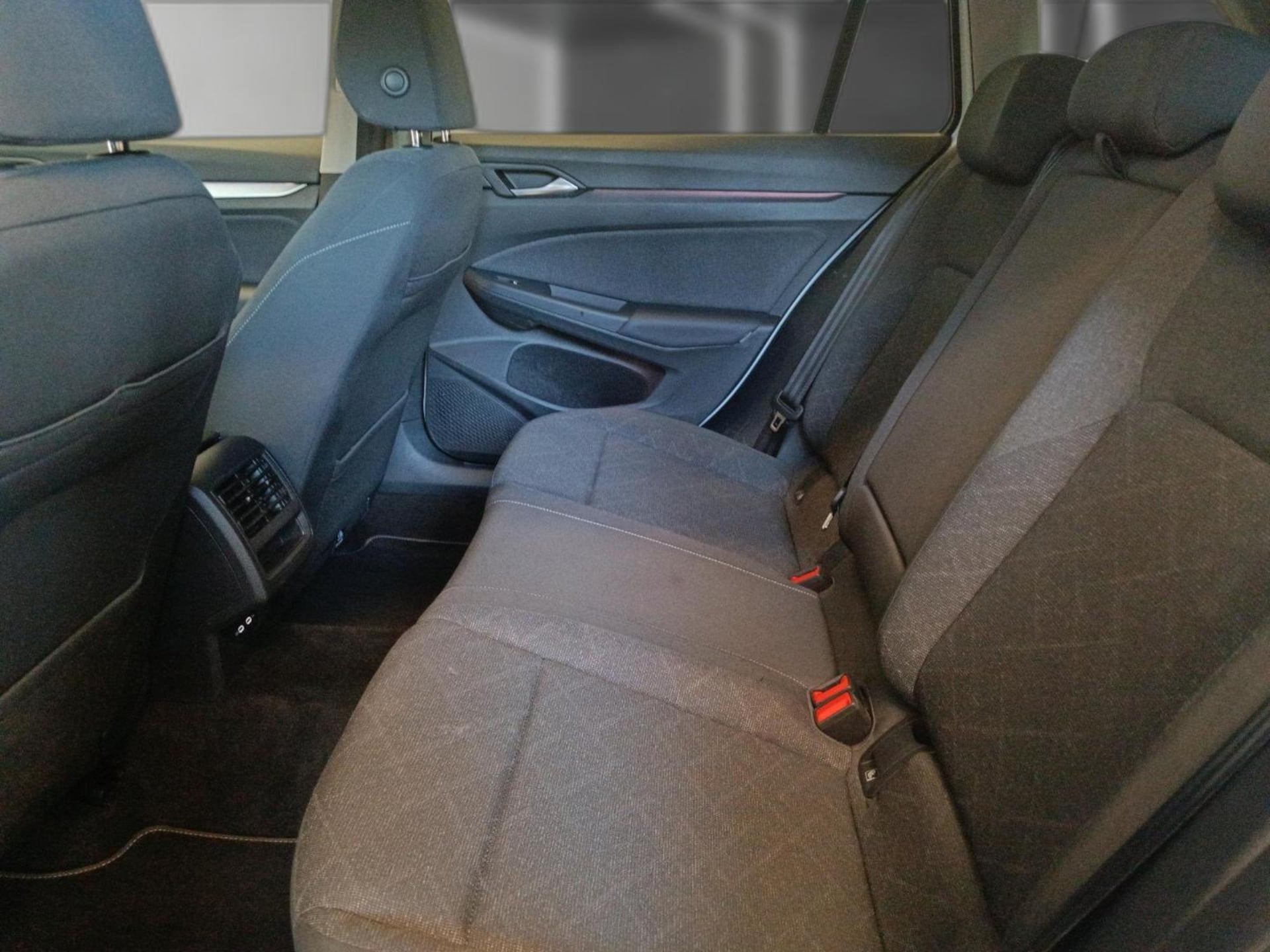Volkswagen Golf Variant Life