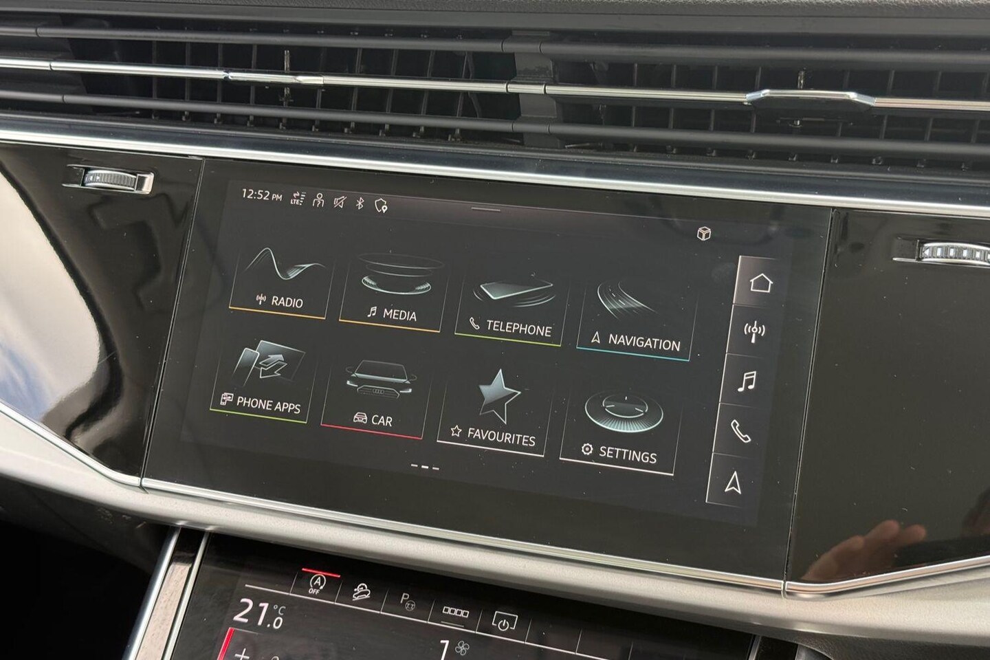 Image about Audi Q7 45 TDI quattro tiptronic