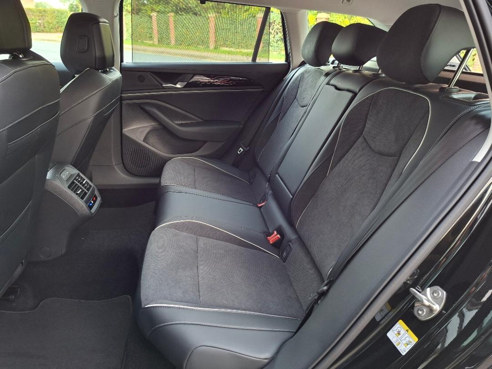 Volkswagen Passat – Bild 18