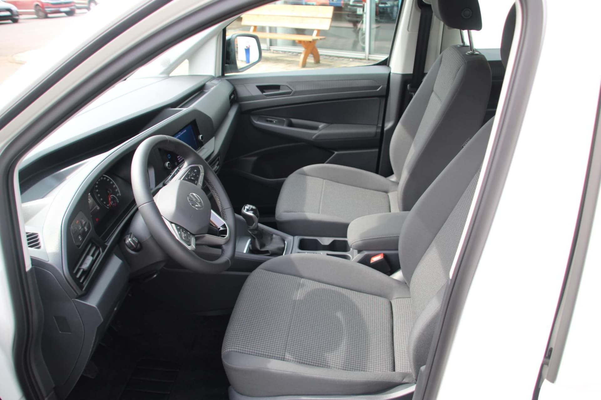 Volkswagen Caddy Maxi Basis-Modell